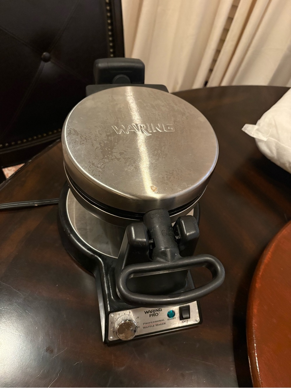 Waring Pro WWM450PC Professional Belgian Waffle Maker waffle